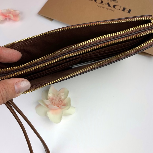 💕Coach💕Signature Double Zip Wristlet - Picture 5 of 7